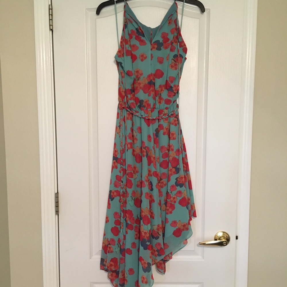 Jessica Simpson dress - Picture 2 of 3